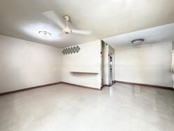 Hillview Avenue (D23), Terrace #484653731